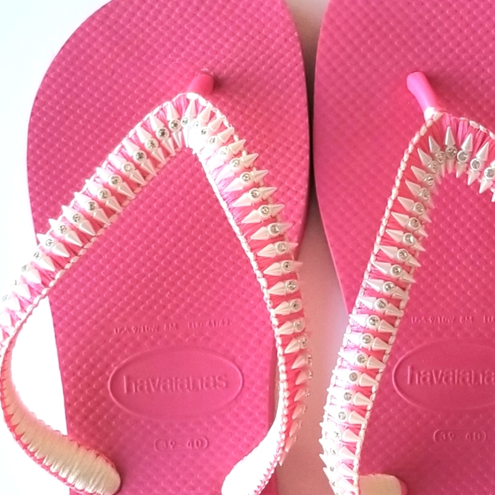 Brand NEW Havaianas Rhinestones & Pearls 9-10 USA, 39-40 - Picture 2 of 4